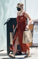 ELIZABETH OLSEN Out for Grocery Shopping in Los Angeles 07/12/2022