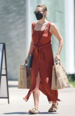 ELIZABETH OLSEN Out for Grocery Shopping in Los Angeles 07/12/2022