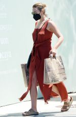 ELIZABETH OLSEN Out for Grocery Shopping in Los Angeles 07/12/2022