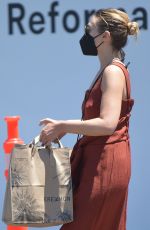 ELIZABETH OLSEN Out for Grocery Shopping in Los Angeles 07/12/2022