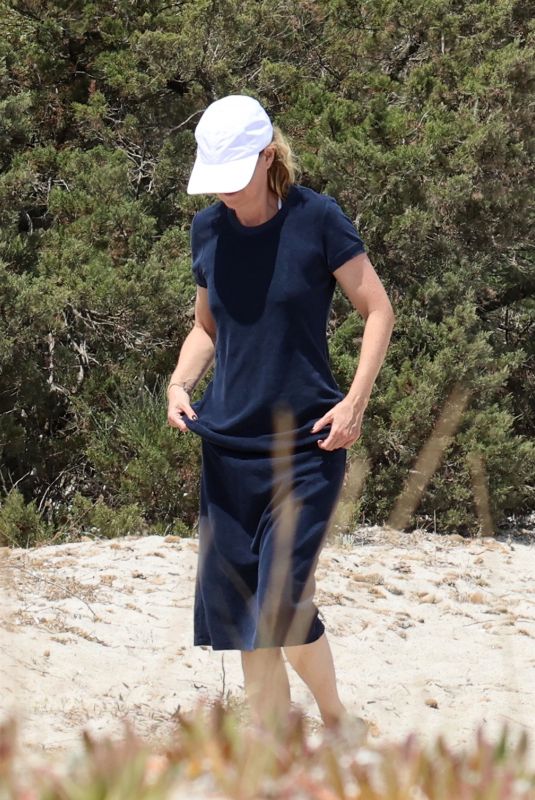 ELLEN POMPEO Out on Vacation in Sardinia 07/13/2022