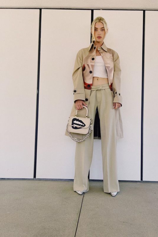 ELSA HOSK - Instagram Photos 06/30/2022