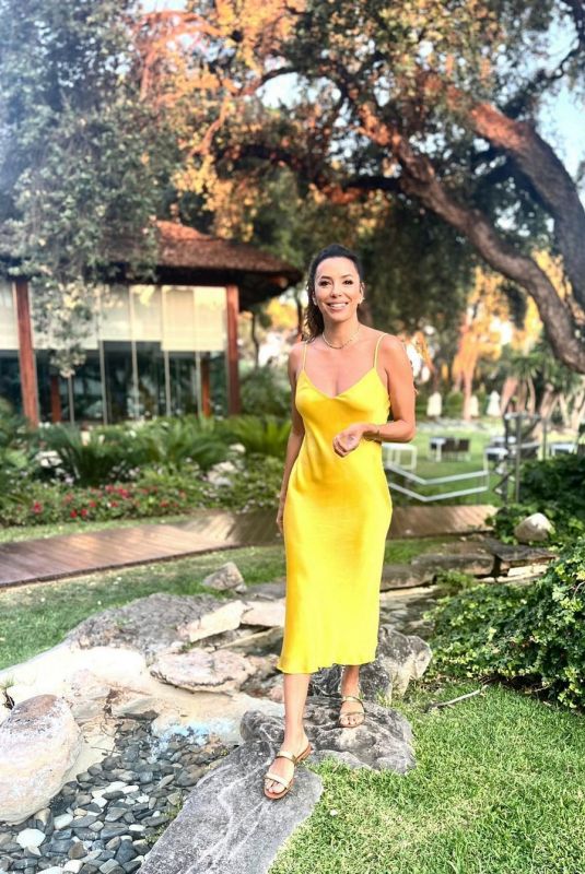 EVA LONGORIA - Instagram Photos and Video 07/21/2022