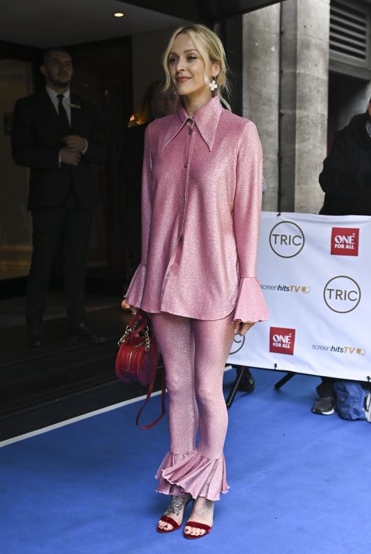 FEARNE COTTON Arrives at TRIC Awards 2022 in London 07/06/2022