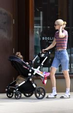 GIGI HADID Arrives at Her Apartment in New York 07/16/2022