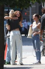 GIGI HADID Greets Michael Strahan and His Girlfriend and Daughter in New York 07/19/2022