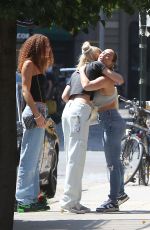 GIGI HADID Greets Michael Strahan and His Girlfriend and Daughter in New York 07/19/2022