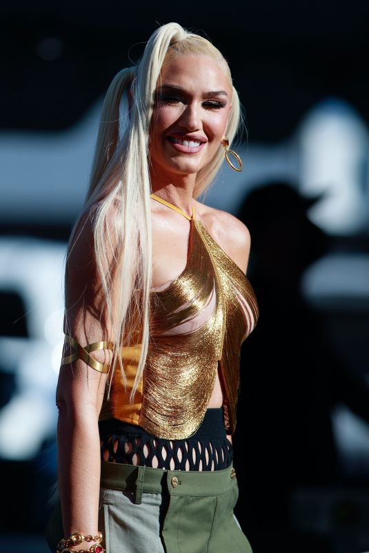 GWEN STEFANI Arrives at Jimmy Kimmel Live! in Hollywood 07/13/2022