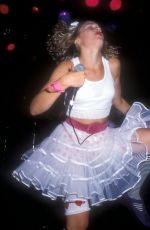 GWEN STEFANI Performs at The Roxy in Hollywood 09/12/1989