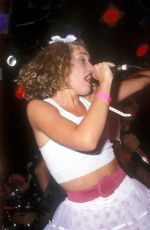 GWEN STEFANI Performs at The Roxy in Hollywood 09/12/1989