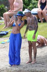 HAILEY and Justin BIEBER, LAUREN SCRUGGS, Jason Keneddy and Usher at a Lake in Idaho 07/05/2022