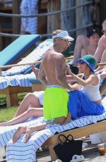 HAILEY and Justin BIEBER, LAUREN SCRUGGS, Jason Keneddy and Usher at a Lake in Idaho 07/05/2022