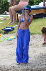 HAILEY and Justin BIEBER, LAUREN SCRUGGS, Jason Keneddy and Usher at a Lake in Idaho 07/05/2022