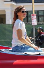 JENNIFER GARNER at 4th of July Parade in Pacific Palisades 07/04/2022