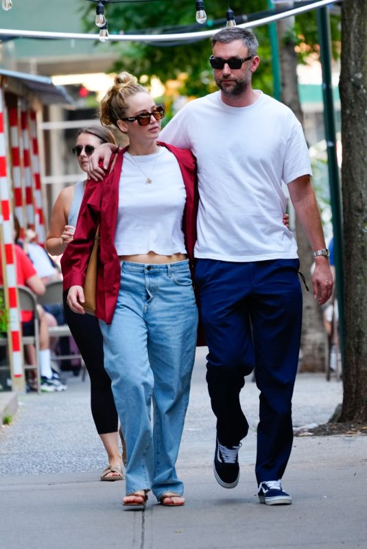 JENNIFER LAWRENCE and Cooke Maroney Out in New York 07/09/2022