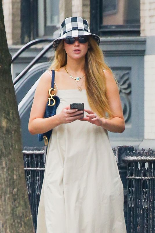 JENNIFER LAWRENCE Out and About in New York 07/29/2022