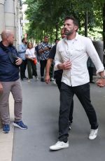 JENNIFER LOPEZ and Ben Affleck Shopping at Sephora Store in Paris 07/25/2022