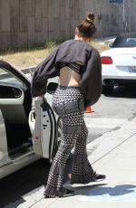 JENNIFER LOPEZ Arrives at a Dance Studio in Los Angeles 07/16/2022