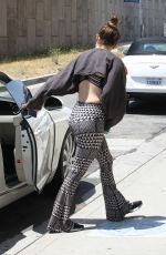 JENNIFER LOPEZ Arrives at a Dance Studio in Los Angeles 07/16/2022