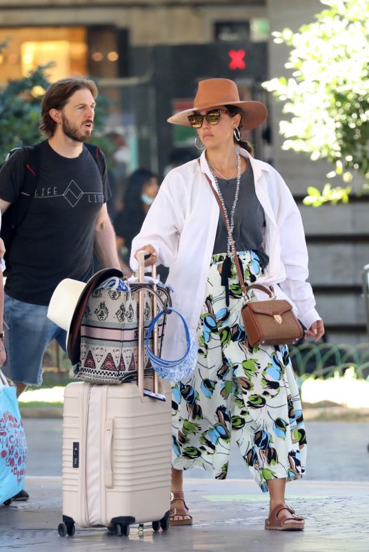 JESSICA ALBA Arrives at Florence Rail Station 07/14/2022