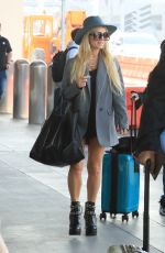 JESSICA SIMPSON Arrives at LAX Airport in Los Angeles 07/20/20222