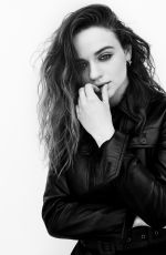JOEY KING for Elle Magazine, Singapore July 2022