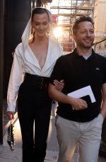 KARLIE KLOSS Leaves Azzedine Alaia Show at Haute Couture Autumn Winter 22/23 in Paris 07/03/2022