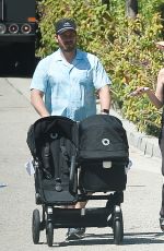 KATHERINE SCHWARZENEGGER and Chris Pratt Out in Los Angeles 06/30/2022