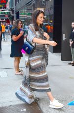KATIE HOLMES Arrives at Good Morning America in New York 07/20/2022