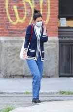 KATIE HOLMES Out in New York 07/15/2022