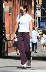KATIE HOLMES Out in New York 07/28/2022
