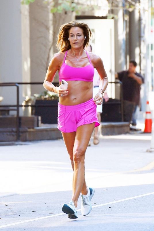 KELLY BENSIMON Out for Morning Jog in New York 07/20/2022