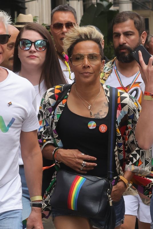 KELLY HOLMES, Phillip Schofield and Alison Hammond at Pride Festival in Londn 07/02/2022