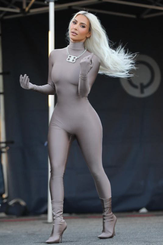 KIM KARDASHIAN on the Set of a Hulu Commercial in Los Angeles 07/01/2022