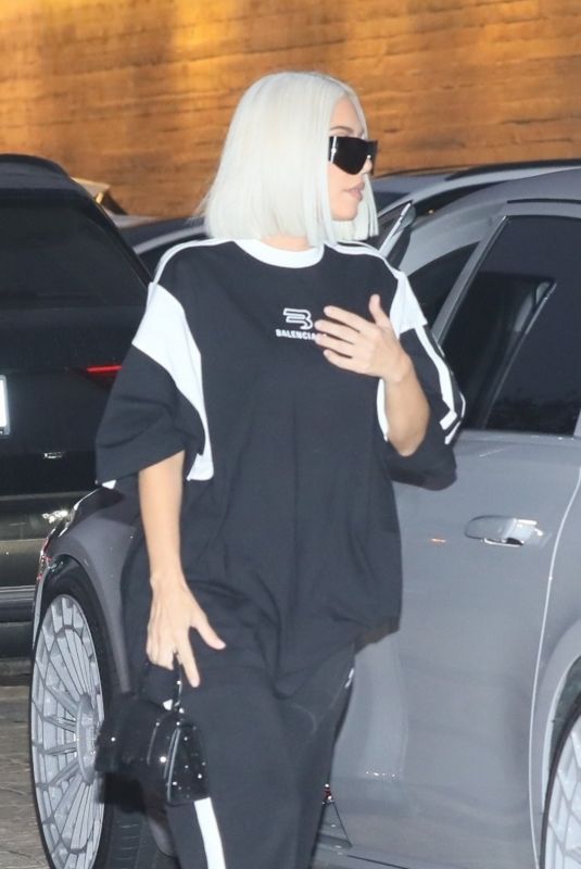 KIM KARDASHIAN out for Dinner at Nobu in Malibu 07/22/2022