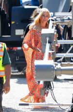 KRISTEN WIIG on the set of Mr. and Mrs. American Pie in Los Angeles 07/15/2022