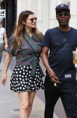 LAKE BELL and Chris Rock Out Shopping in New York 07/24/2022
