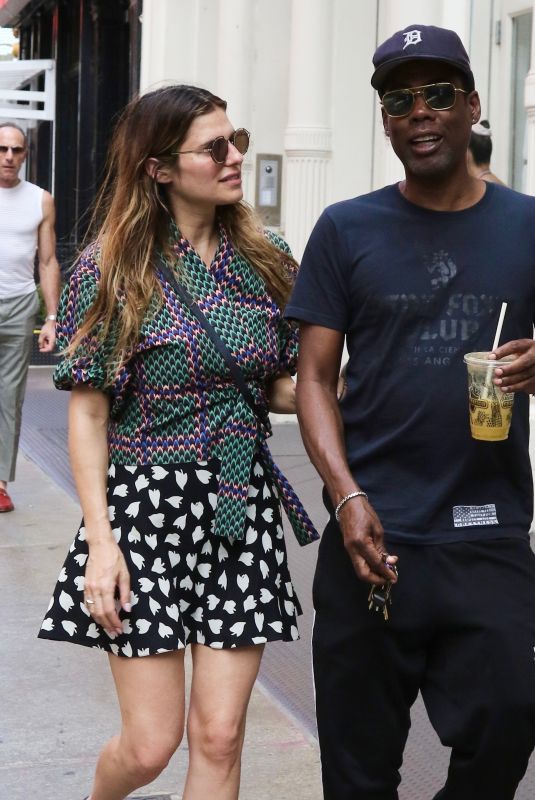 LAKE BELL and Chris Rock Out Shopping in New York 07/24/2022