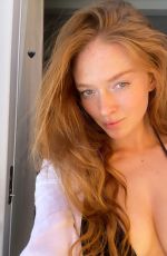 LARSEN THOMPSON - Instagram Photos and Videos 07/10/2022