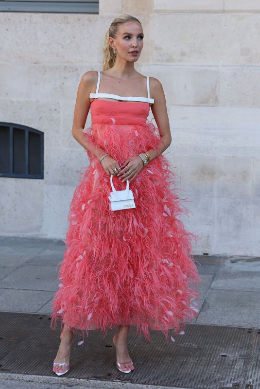LEONIE HANNE Arrives at Giambattista Valli Show at Haute Couture Week in Paris 07/04/2022