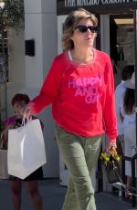 LISA RINNA and Harry Hamlin Out Shopping in Malibu 07/02/2022