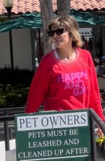 LISA RINNA and Harry Hamlin Out Shopping in Malibu 07/02/2022