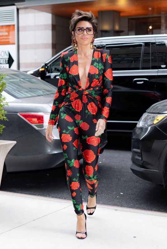 LISA RINNA Arrives at Watch What Happens Live in New York 07/27/2022