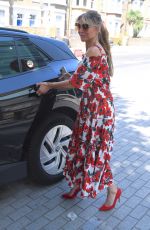 LIZZIE CUNDY Heading to Westfield in London 07/18/2022