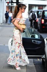 LIZZIE KUNDY Out for Dinner in Kensington 07/14/2022