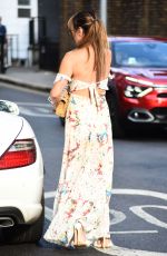 LIZZIE KUNDY Out for Dinner in Kensington 07/14/2022