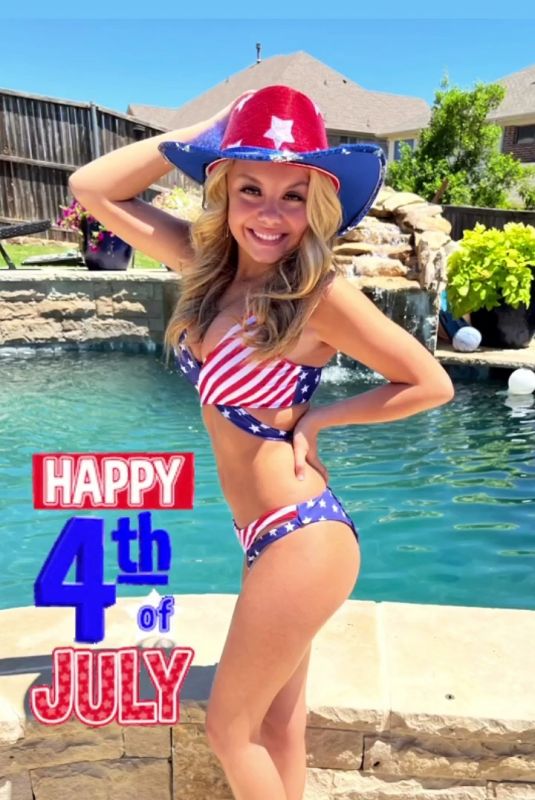 MALLORY JAMES MAHONEY - Instagram Photos 07/05/2022