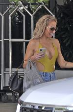 MARY FITZGERALD Leaves W South Beach Hotel in Miami Beach 07/17/2022