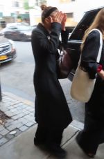 MARYA KATE and ASHLEY OLSEN Leaves Cafe Carlyle in New York 07/19/2022