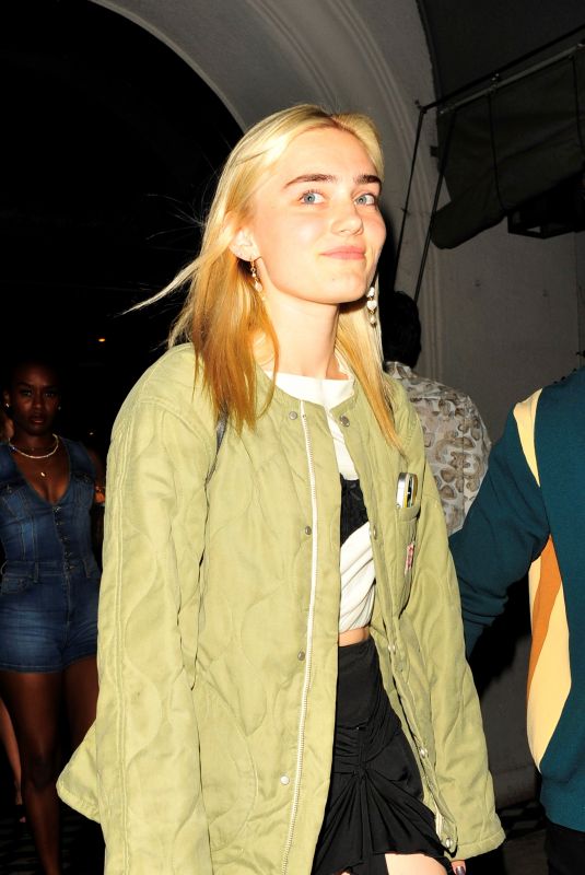 MEG DONNELLY, EMILIA MCCARTHY and JASMINE RENEE THOMAS at Craig’s in West Hollywood 07/15/2022